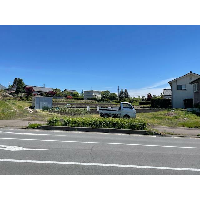 小諸市大字八満　土地