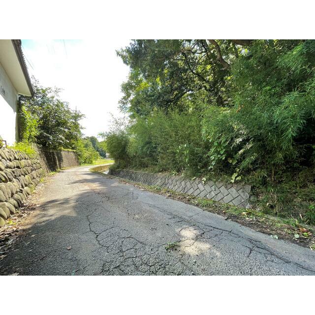 小諸市大字菱平　土地