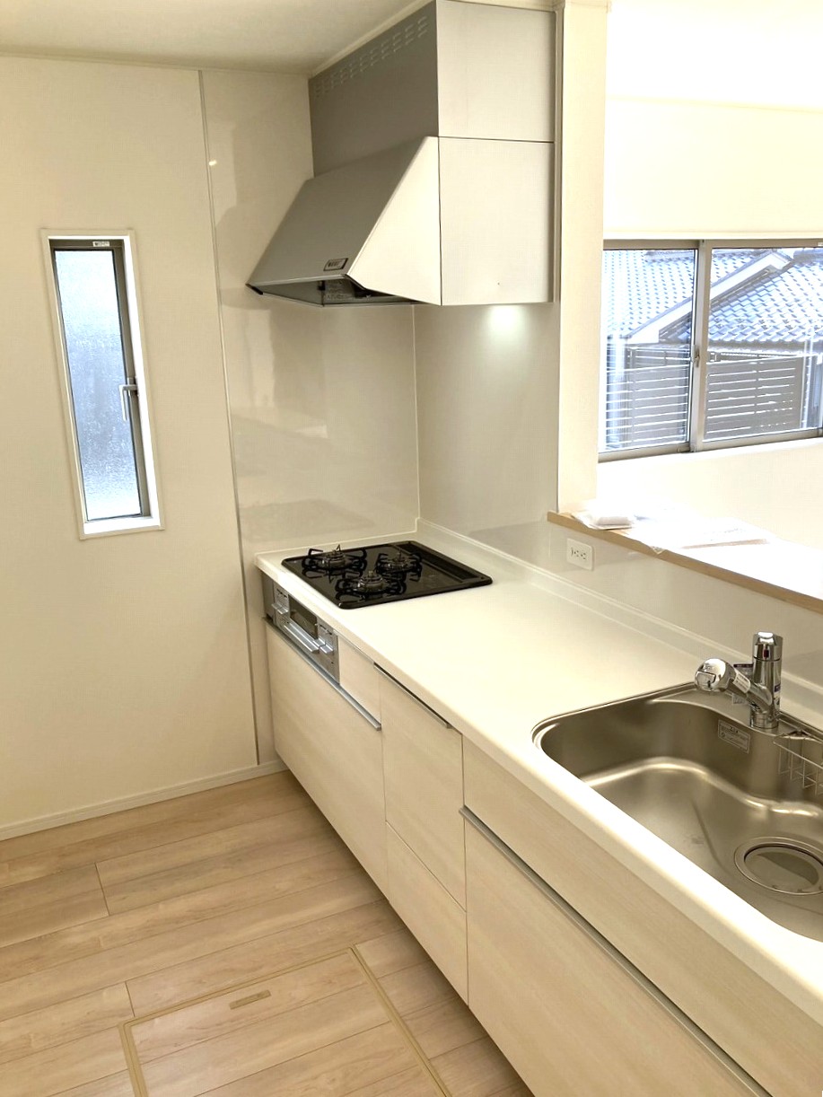 東御市常田　新築戸建　４号棟