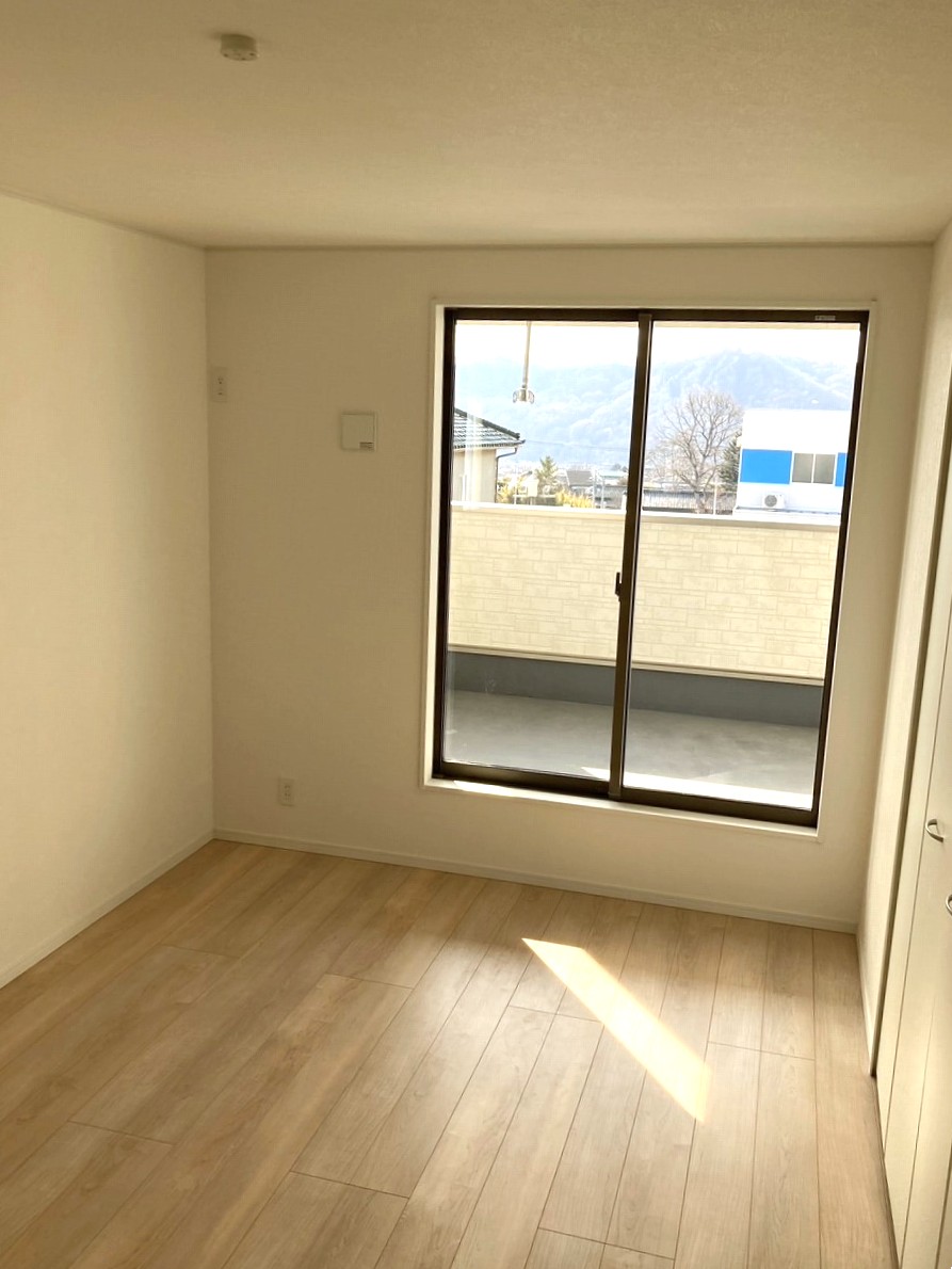 東御市常田　新築戸建　４号棟