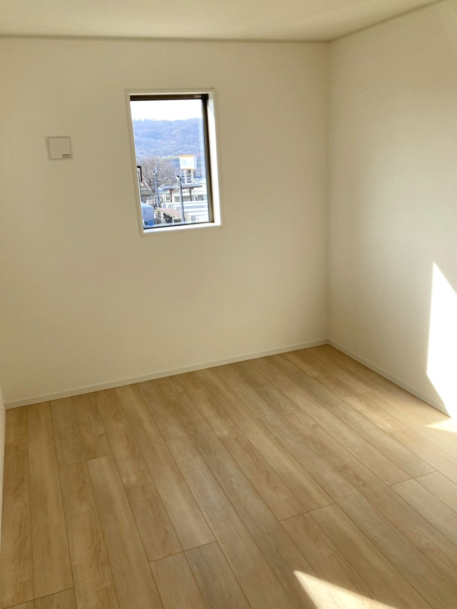 東御市常田　新築戸建　４号棟