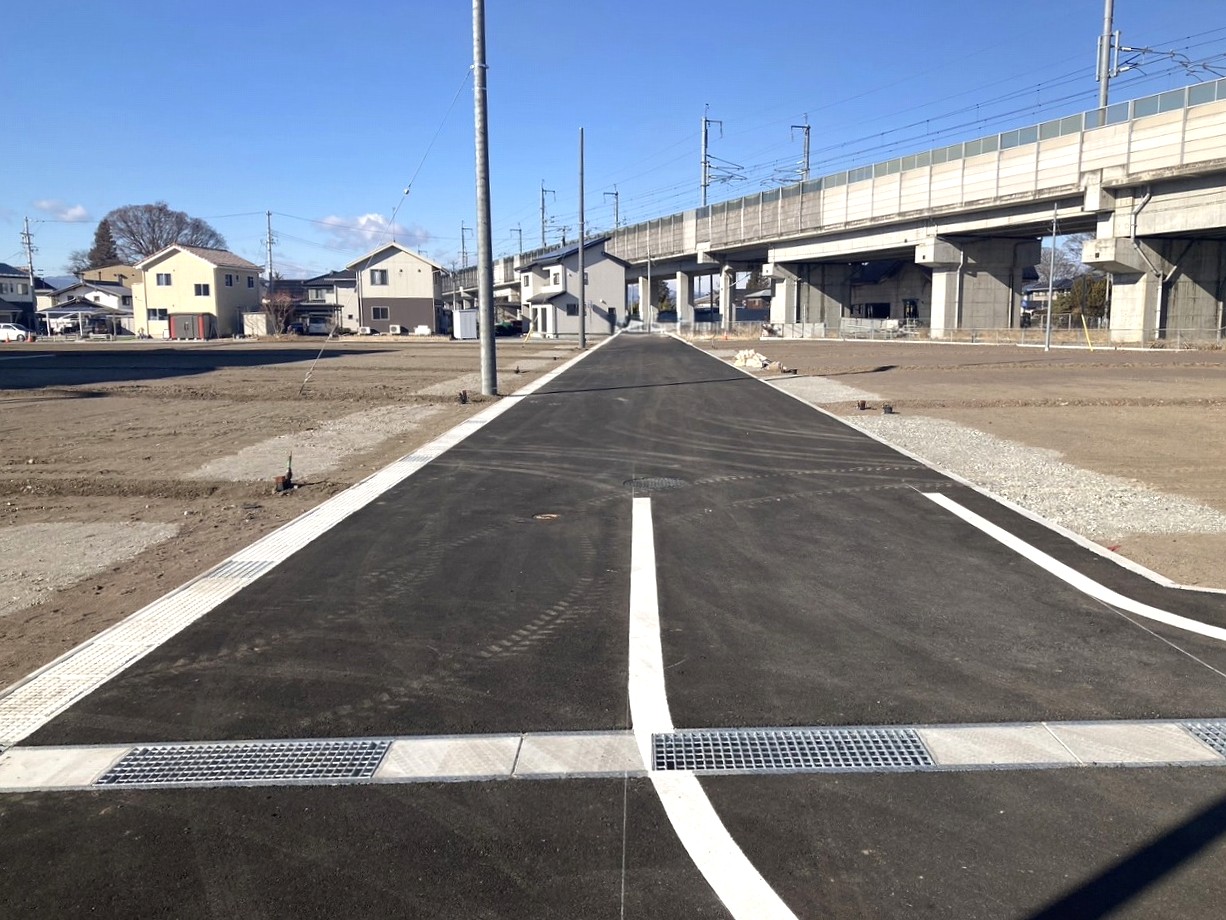 佐久市塚原　18区画分譲地