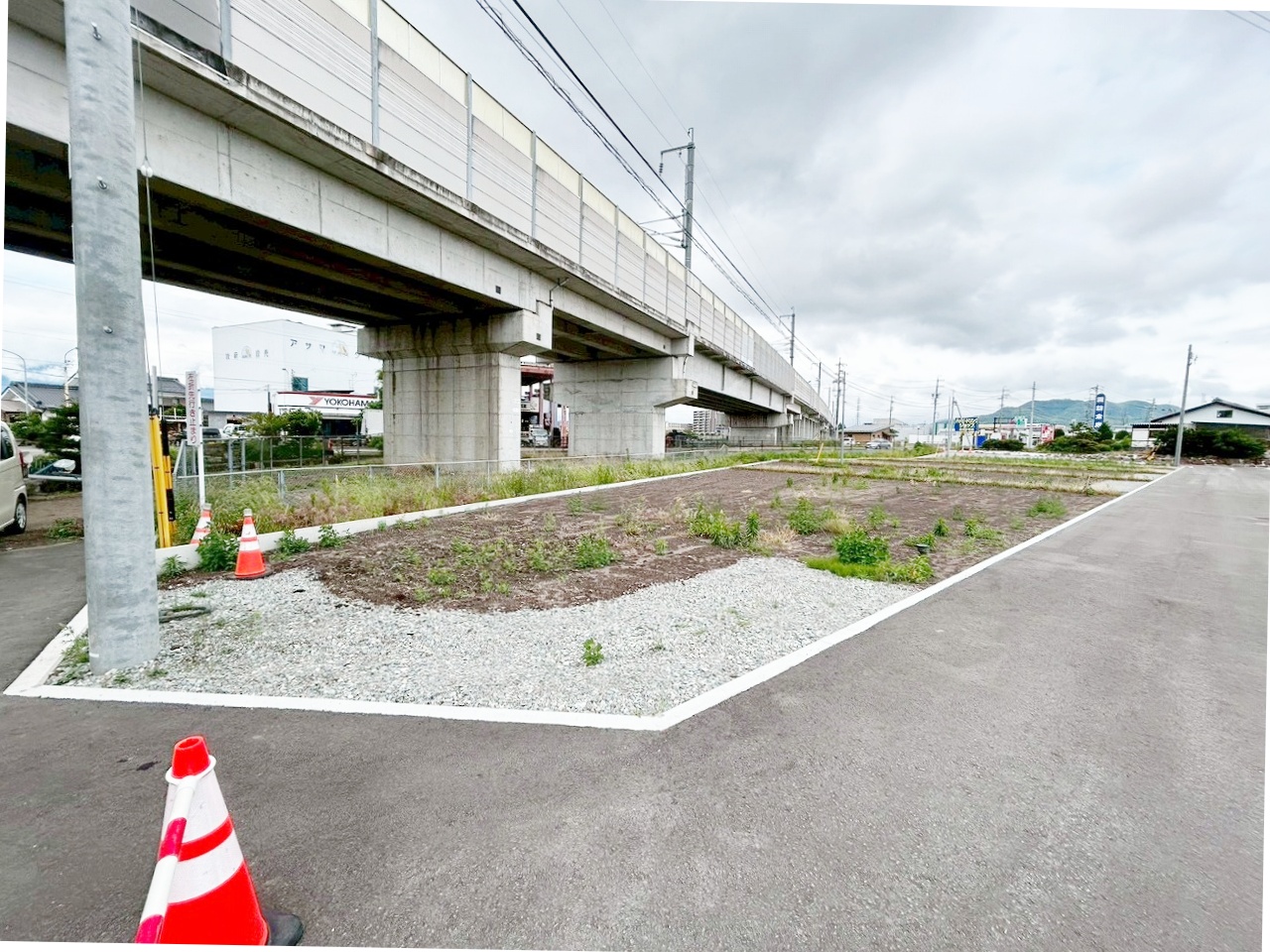 佐久市塚原　18区画分譲地