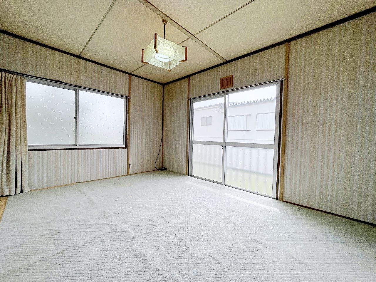 佐久市勝間字城山　中古戸建