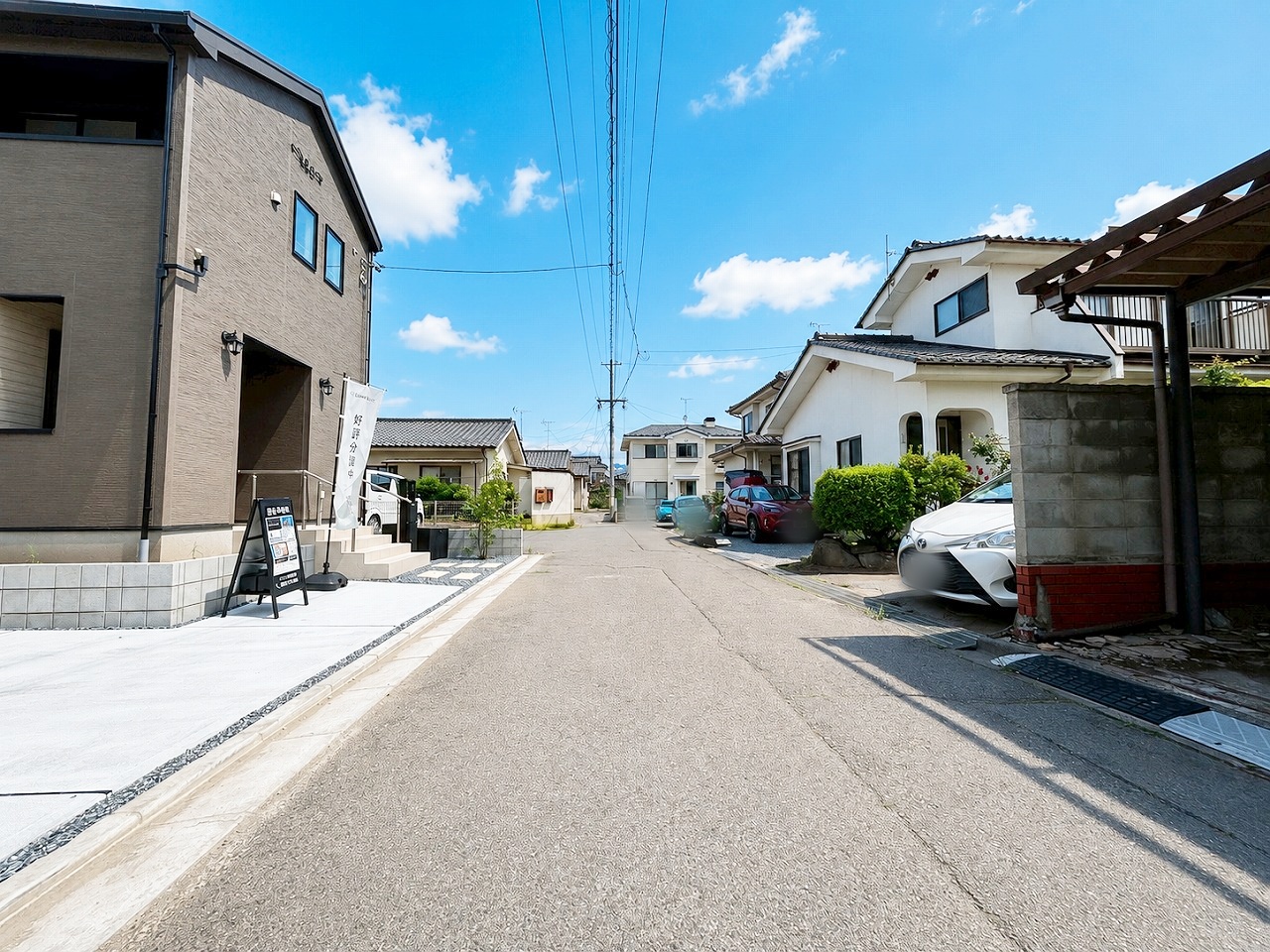 佐久市岩村田字西八日町　新築戸建