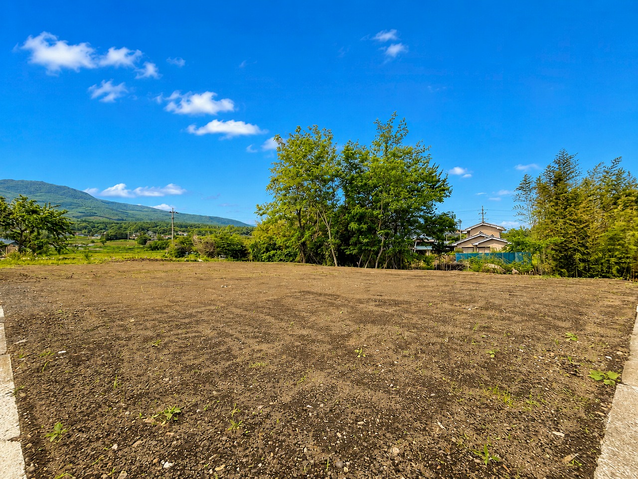 北佐久郡御代田町塩野　土地
