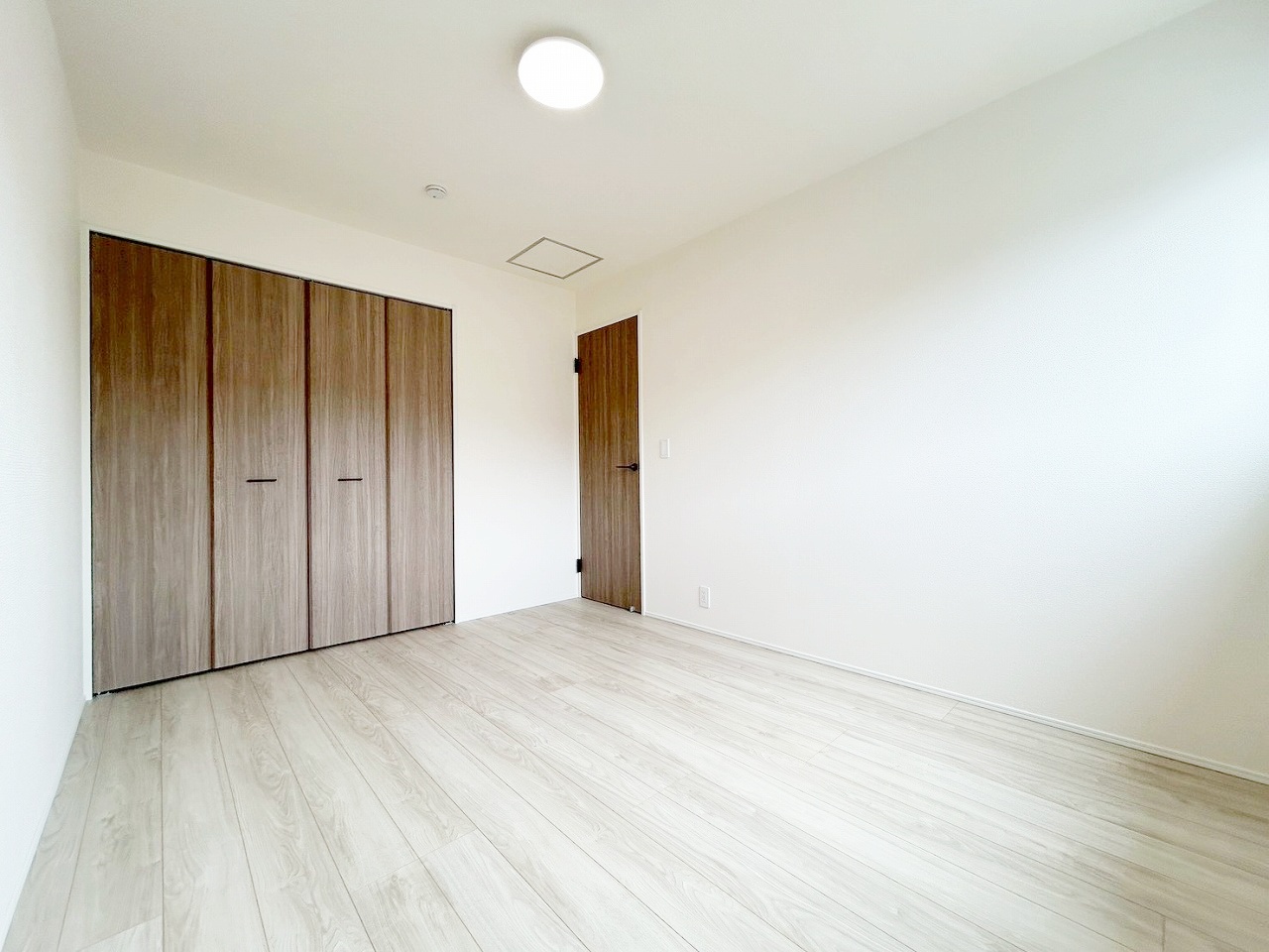 佐久市岩村田字西八日町　新築戸建