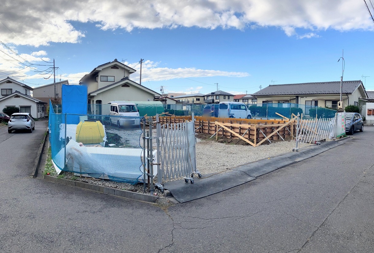 佐久市岩村田字西八日町　新築