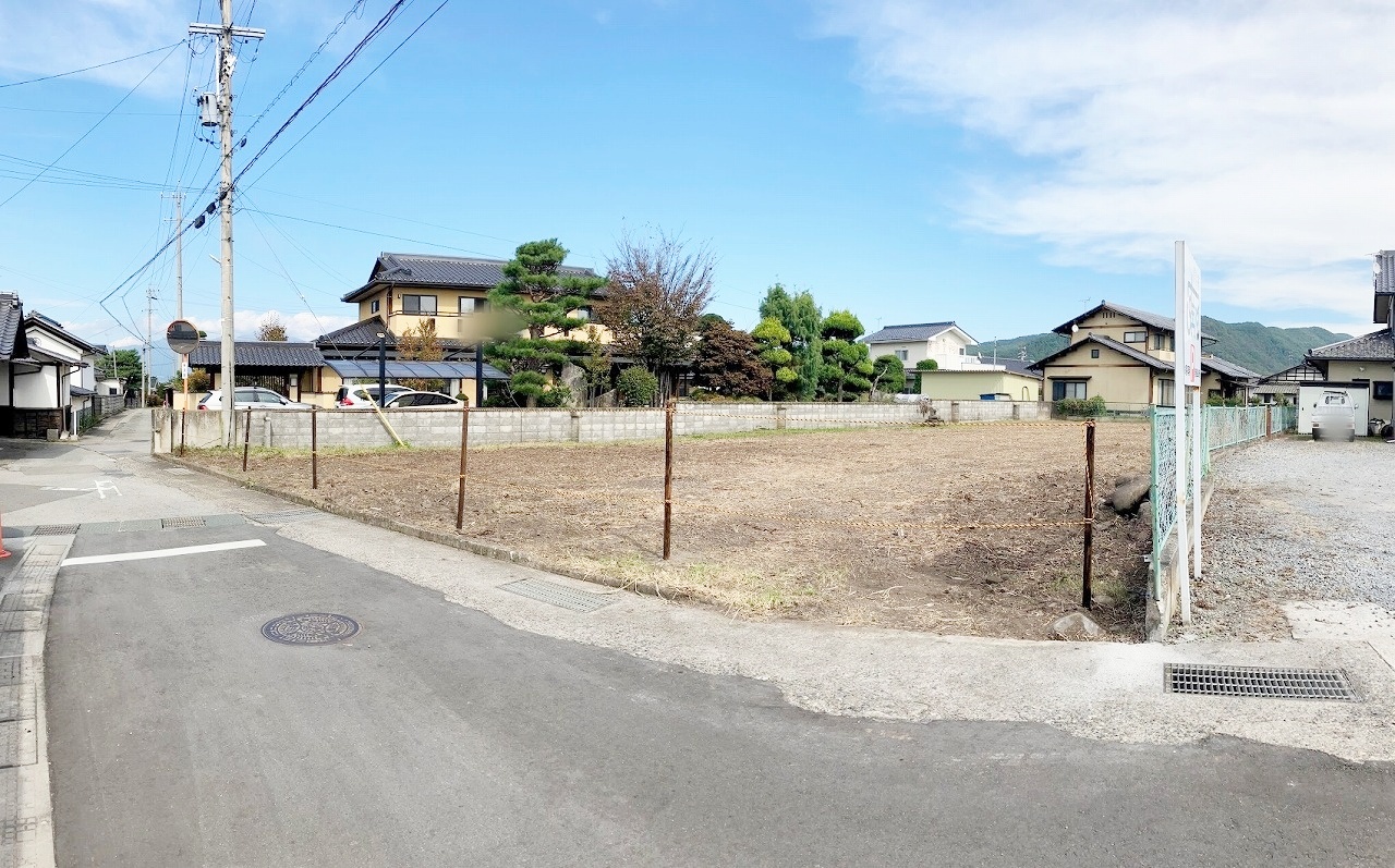 佐久市下越字新町　新築戸建