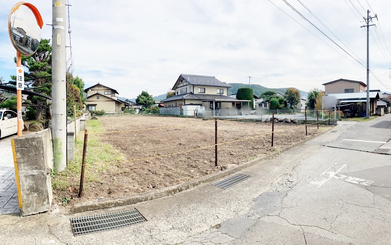 佐久市下越字新町　新築戸建