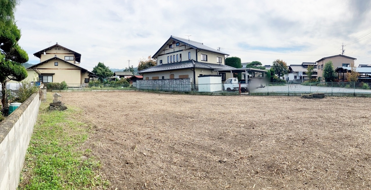 佐久市下越字新町　新築戸建