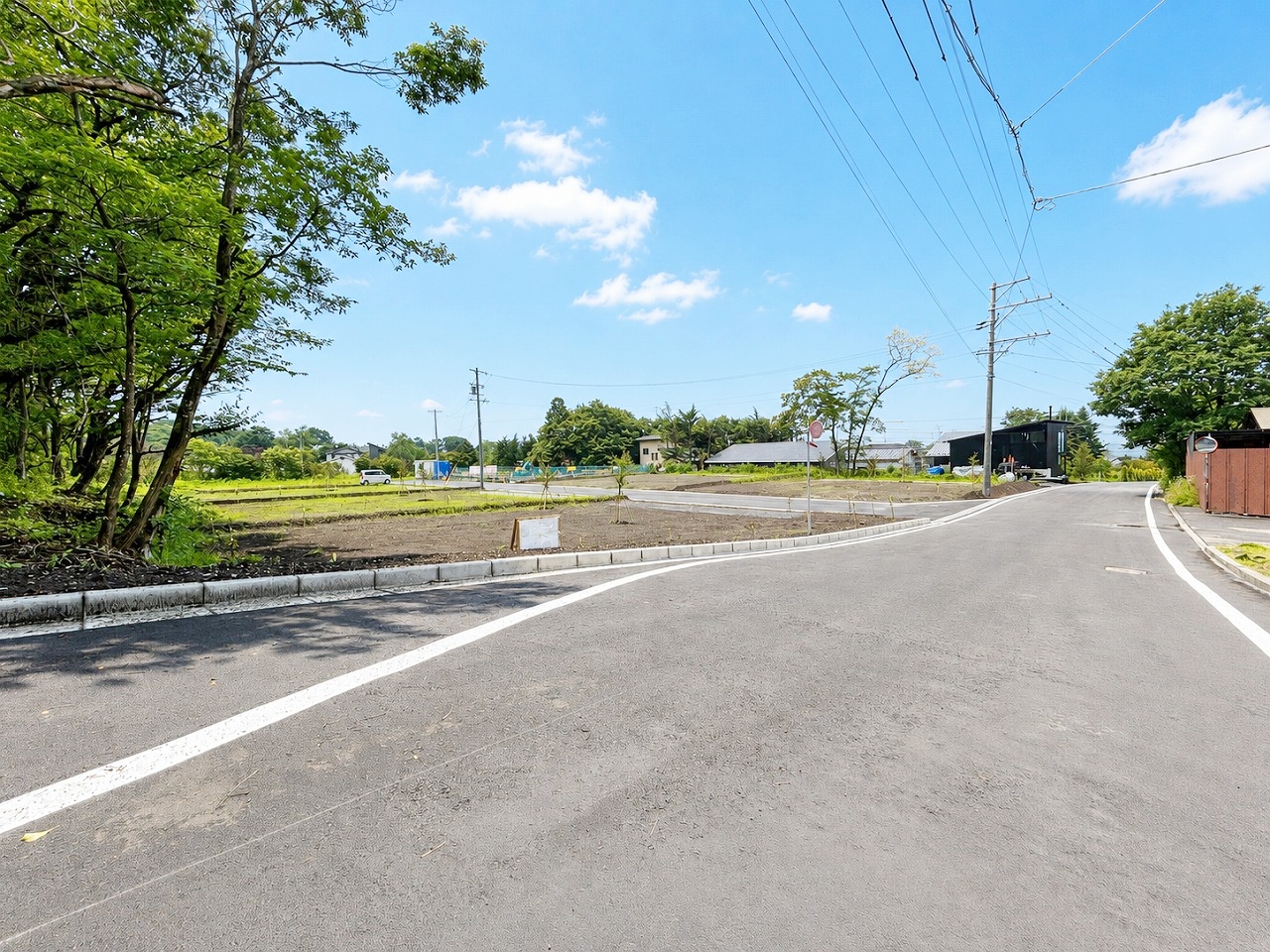 軽井沢町大字追分　9区画分譲　
