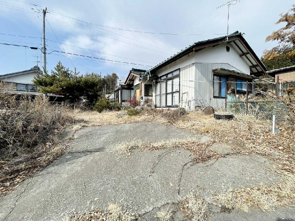 小諸市大字八満　中古戸建