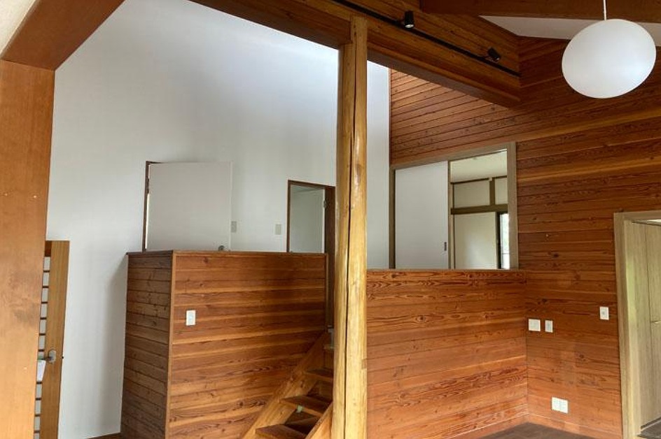 軽井沢町長倉　中古戸建