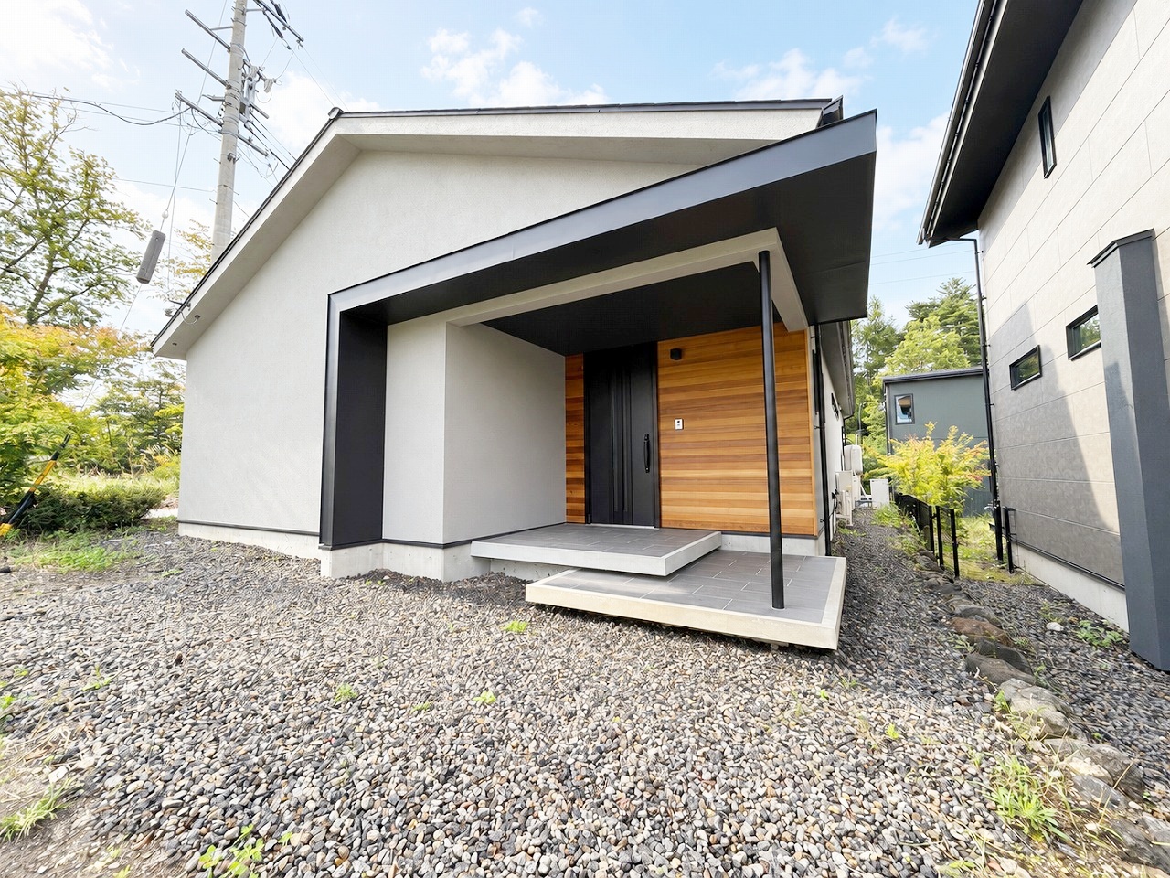 御代田町大字向原 新築戸建