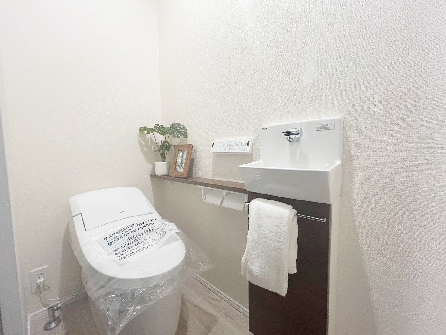 佐久市鳴瀬字北びわじま 新築戸建