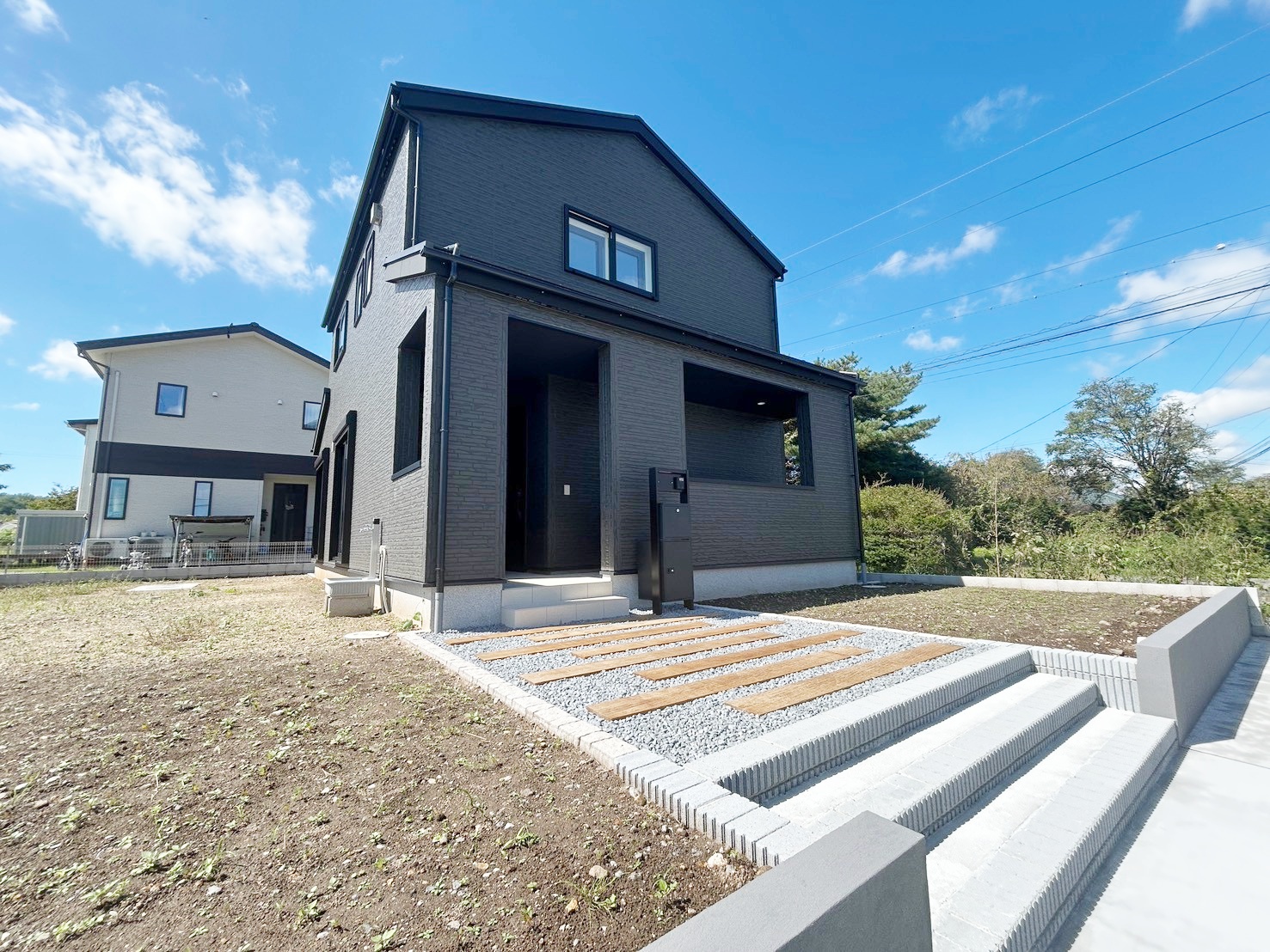佐久市鳴瀬字北びわじま 新築戸建